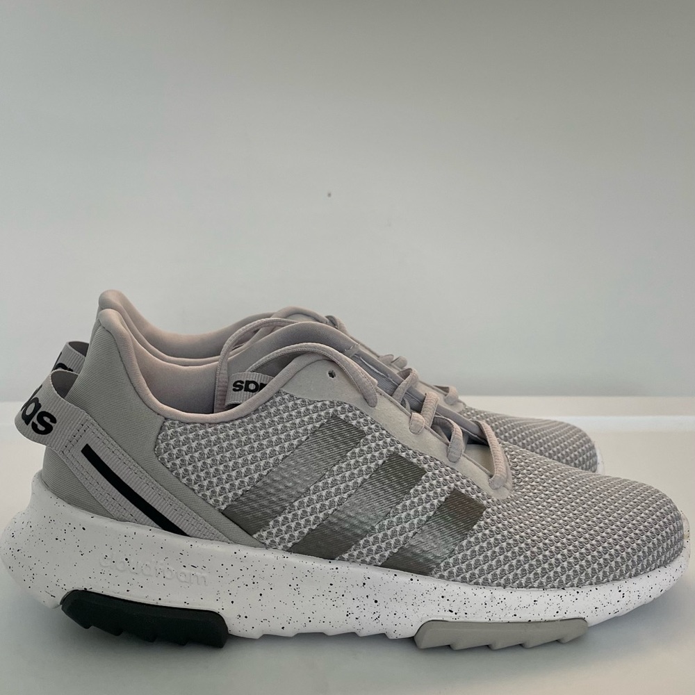 Adidas sneakers size 6